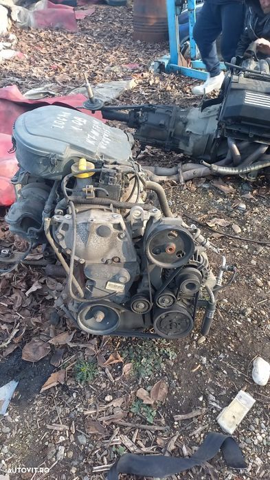 Motor Dacia logan mcv 1.6 benzina an 2007 cod motor k7mf710 - 3