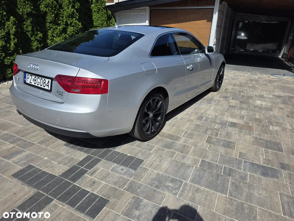 Audi A5 Coupé 2.0 TFSI quattro S tronic - 8