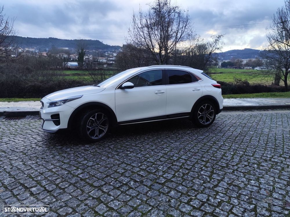 Kia XCeed 1.6 CRDi MHEV Drive - 3