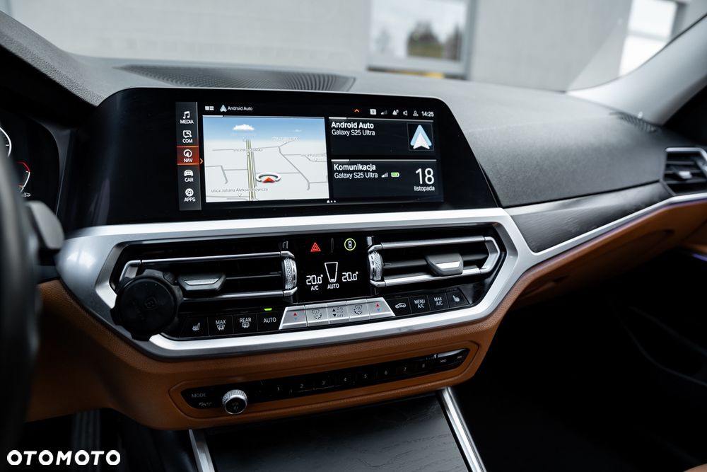 BMW Seria 3 330d xDrive - 33