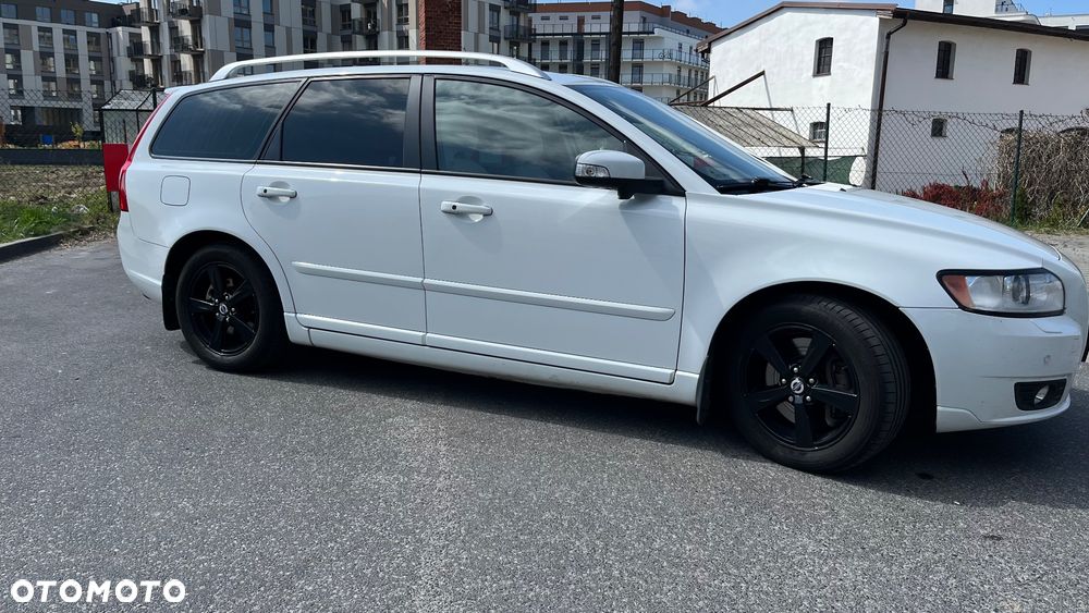 Volvo V50 - 2