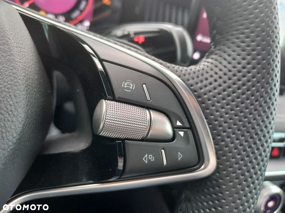 Skoda Superb 2.0 TSI Sportline DSG - 19