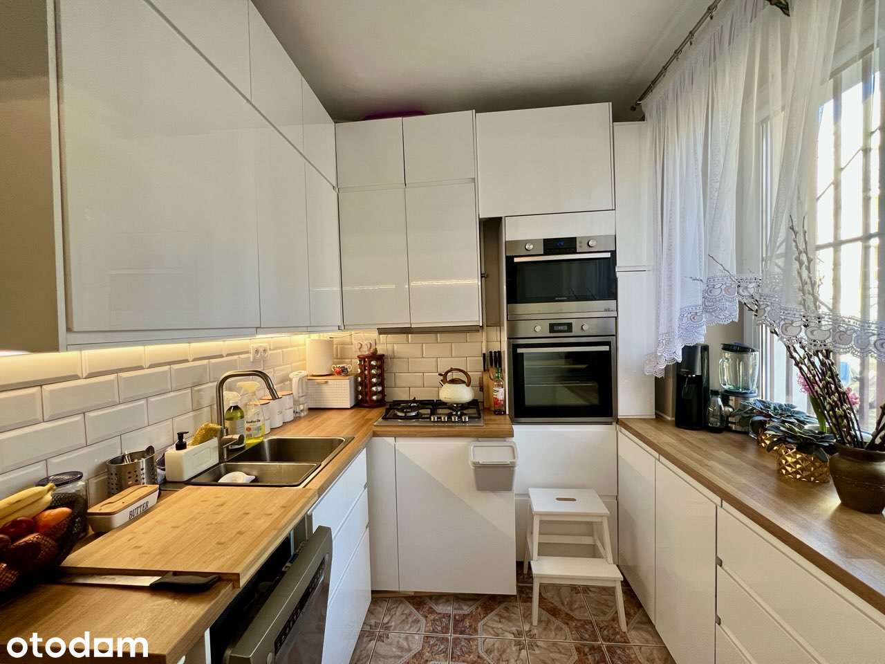 Mieszkanie 50 m2, dwa pokoje, Warszawa, Grochów
