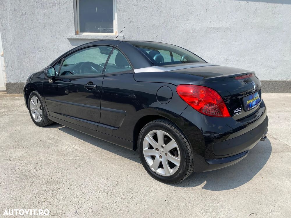 Peugeot 207 - 8