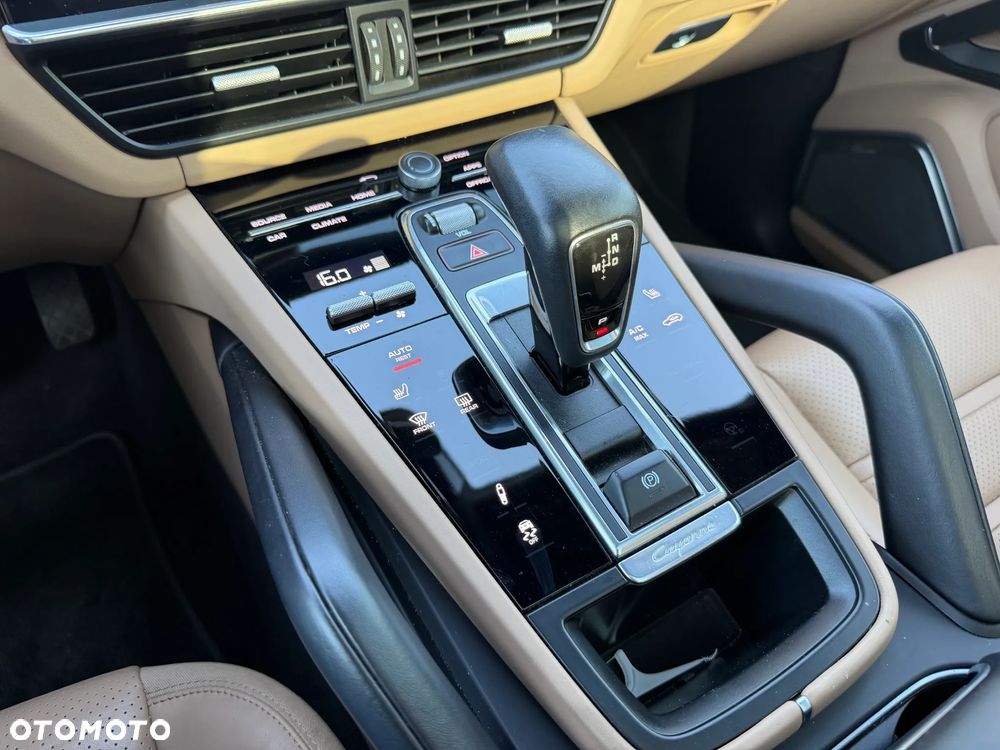Porsche Cayenne - 13