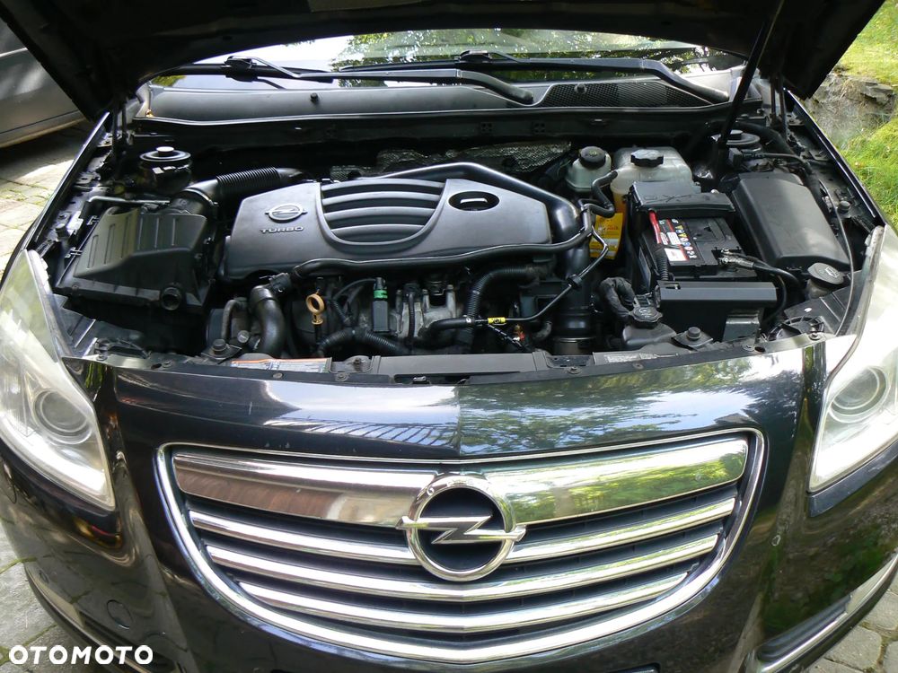 Opel Insignia 2.0 T Cosmo 4x4 - 12