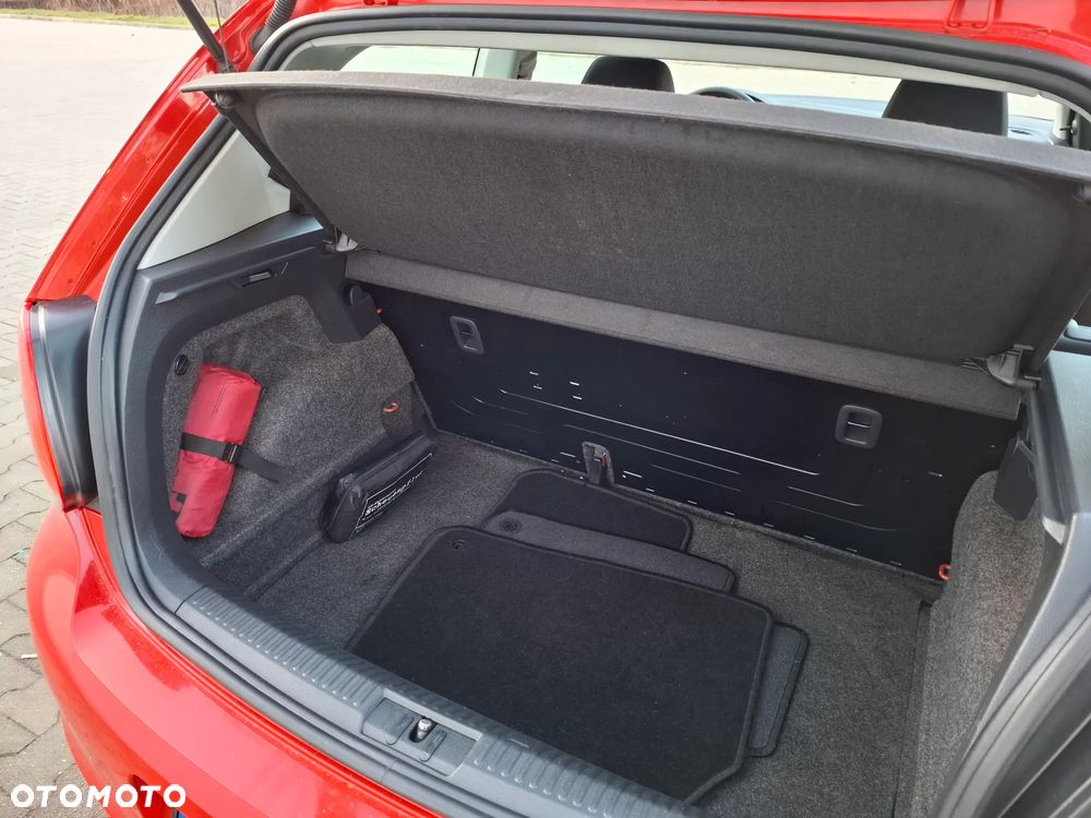 Volkswagen Polo 1.2 Blue Motion Technology Trendline - 32