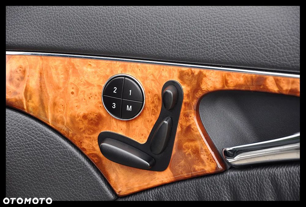 Mercedes-Benz Klasa E 500 T Avantgarde - 33