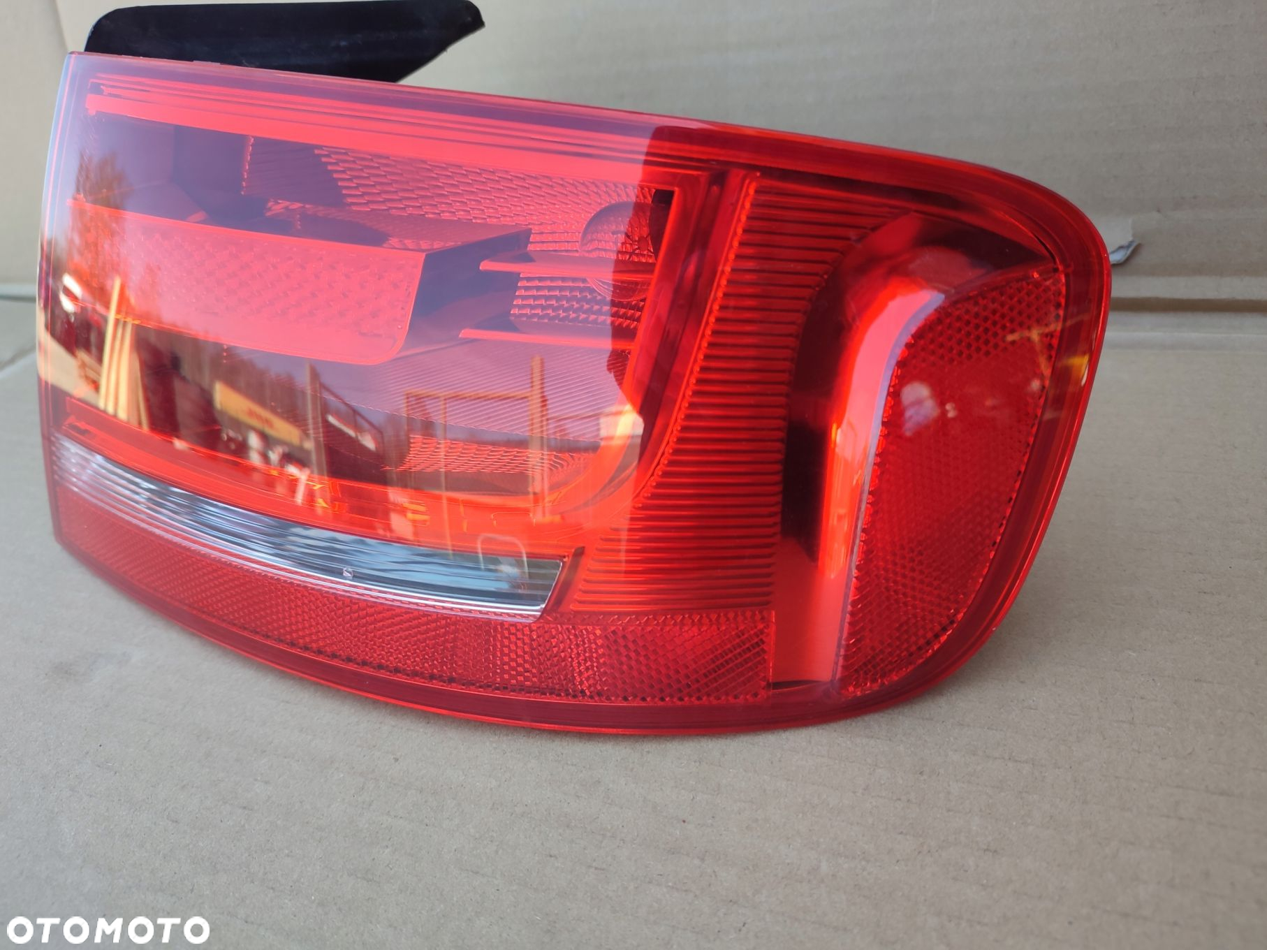 Lampa prawy tył w błotnik AUDI A4 B8 EUROPA SEDAN - 3