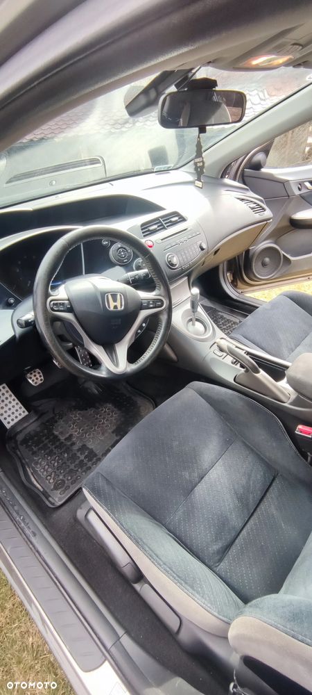 Honda Civic 1.8 Comfort - 4