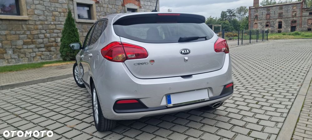Kia Ceed 1.4 CVVT Dream Team Edition - 7