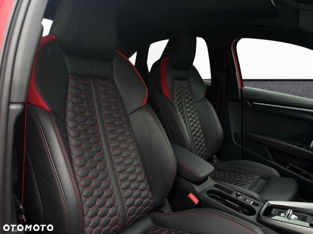 Audi RS3 Limousine - 35