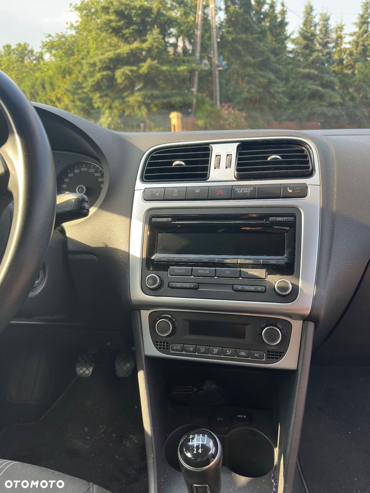Volkswagen Polo - 5