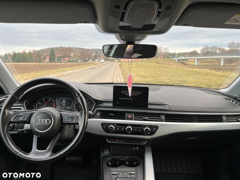 Audi A4 Limousine 2.0 TDI ultra S tronic - 12