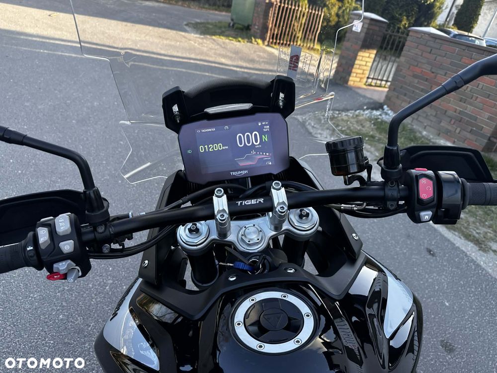 Triumph Tiger - 2