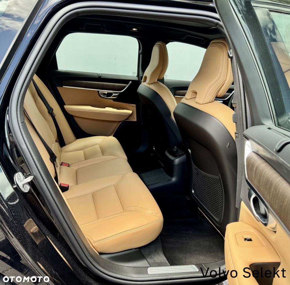 Volvo V90 - 17