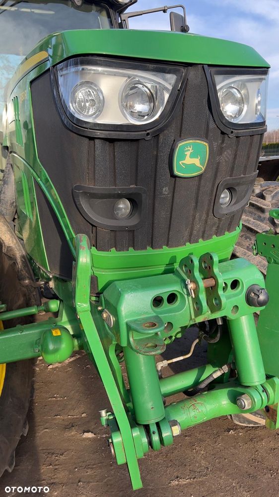 John Deere 6150R - 17