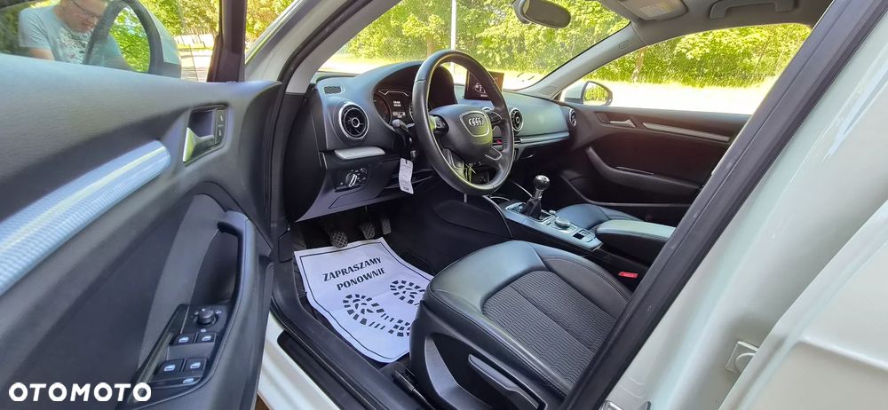 Audi A3 Sportback 1.6 TDI Attraction - 19