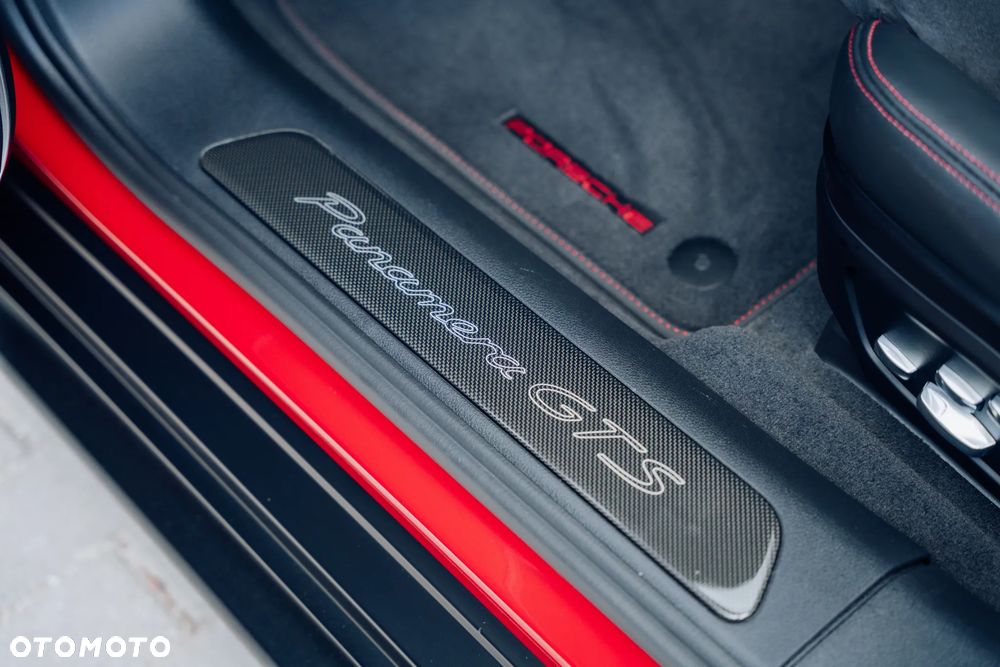 Porsche Panamera GTS - 24