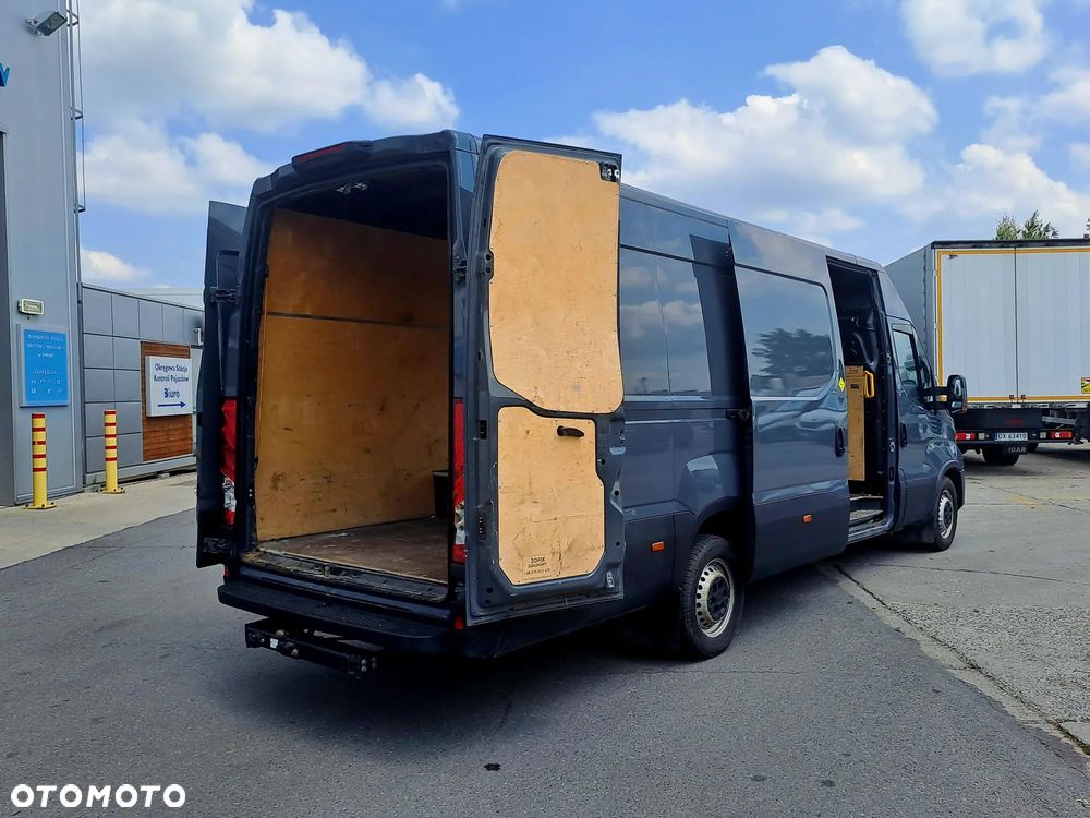 Iveco Daily 35S18 | L4H2 | Silnik 3.0 | Automat | Hak | FULL LED | Kamera cofania | - 17