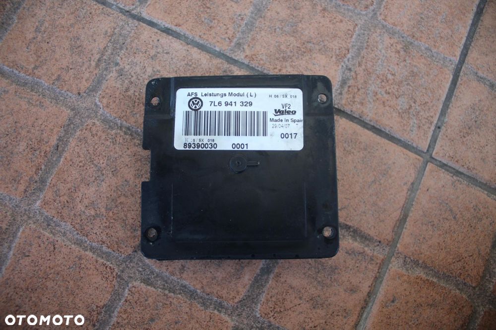 MODUŁ SKRĘTU LAMPY LEWY BI-XENON VW PASSAT B6 - 4