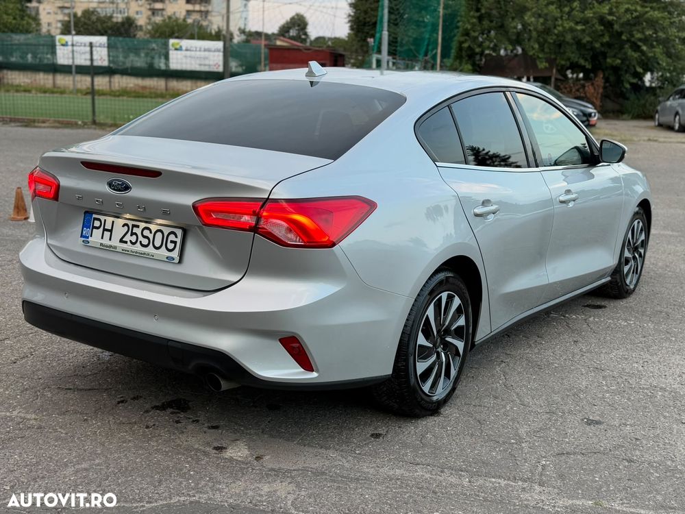 Ford Focus 1.0 EcoBoost Titanium - 3