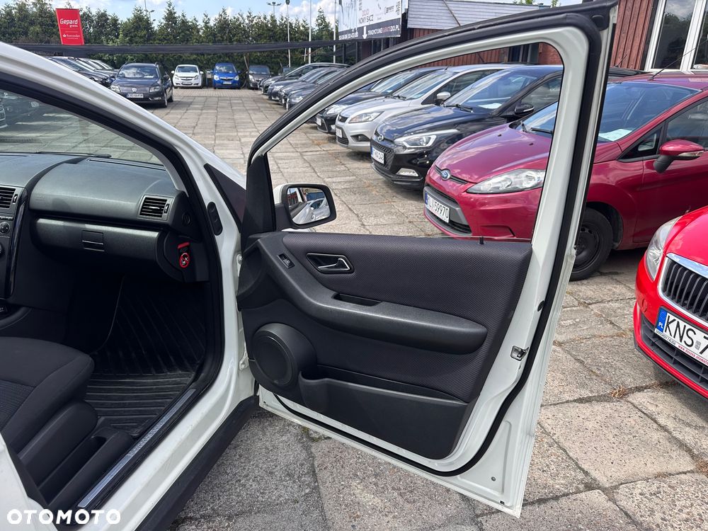 Mercedes-Benz Klasa A 160 BlueEFFICIENCY Elegance - 18