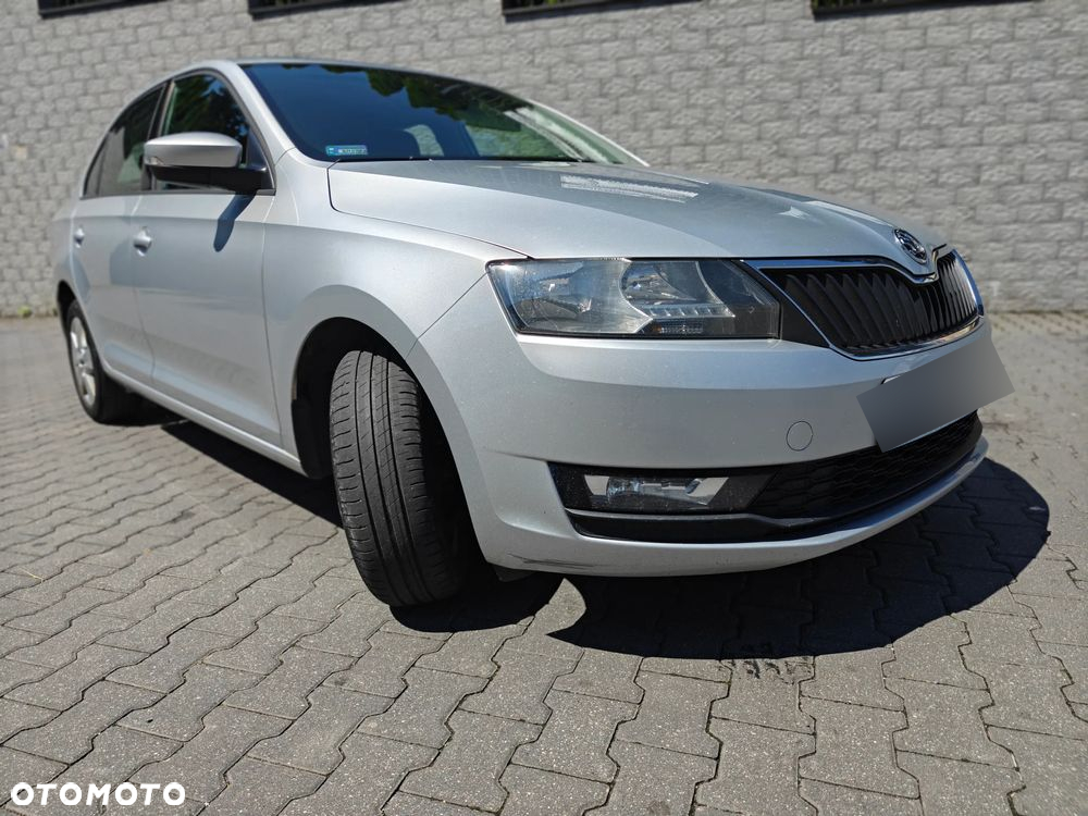 Skoda RAPID 1.0 TSI Active - 2