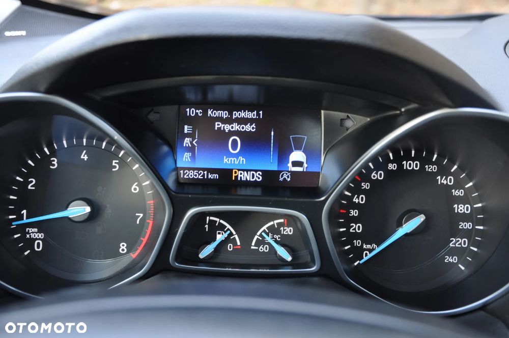 Ford Grand C-MAX - 36