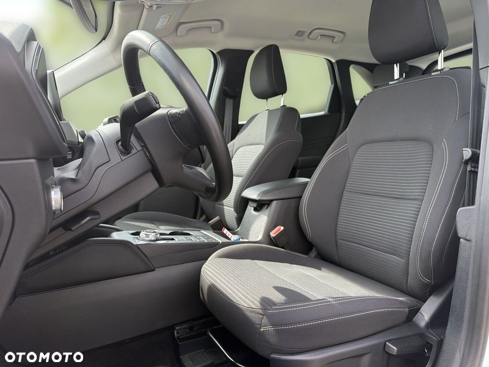 Ford Kuga - 11