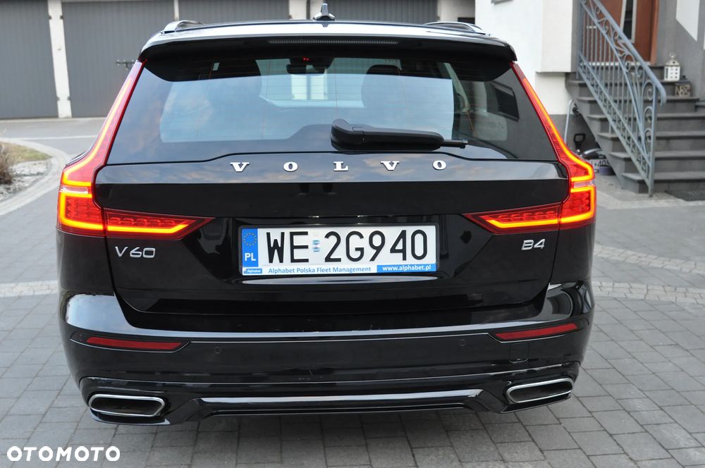 Volvo V60 D4 R-Design - 7