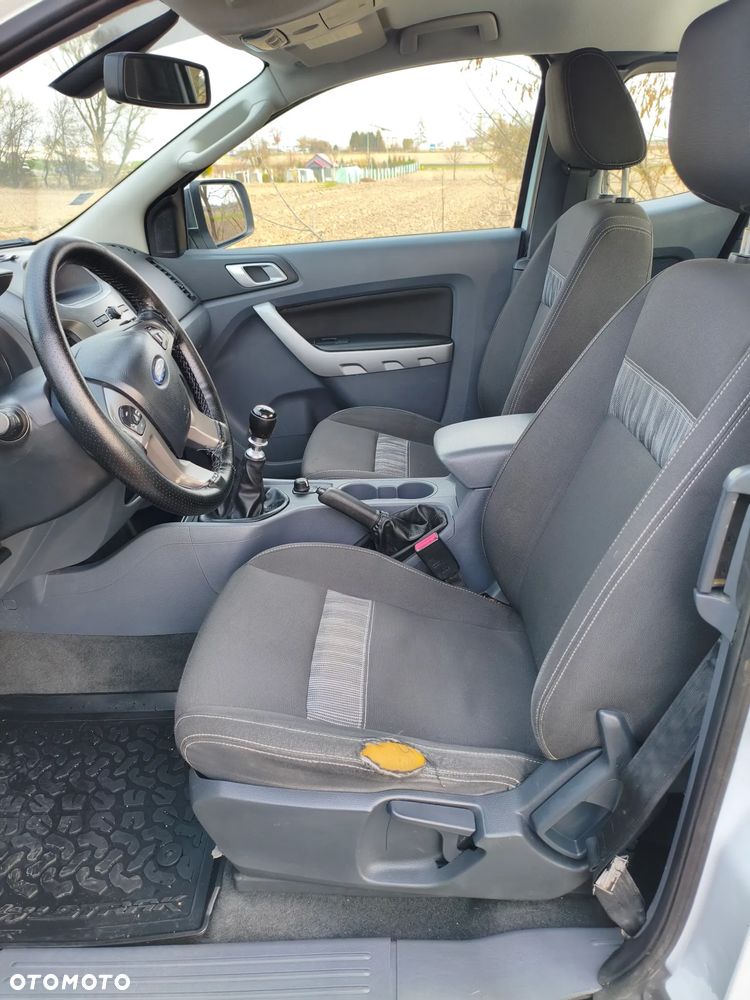 Ford Ranger 2.2 TDCi 4x4 DC XLT - 17