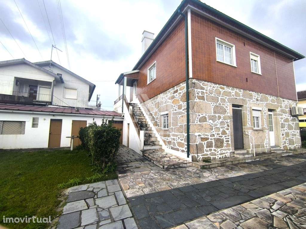 Moradia situada em Vila de Punhe - Grande imagem: 3/45