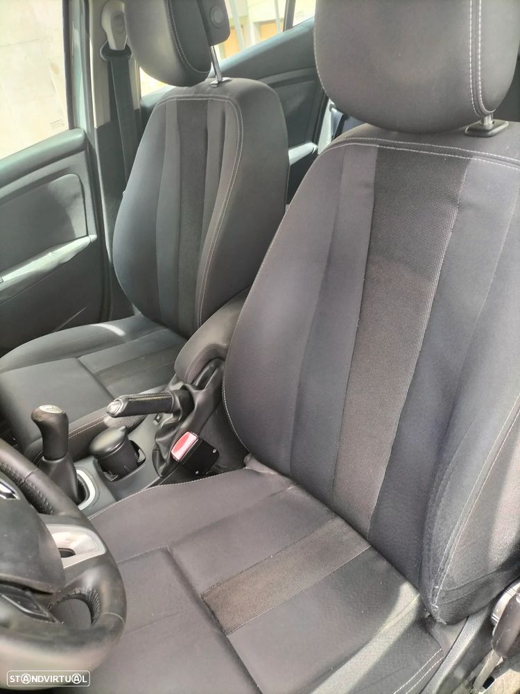 Renault Mégane 1.5 dCi Confort - 10