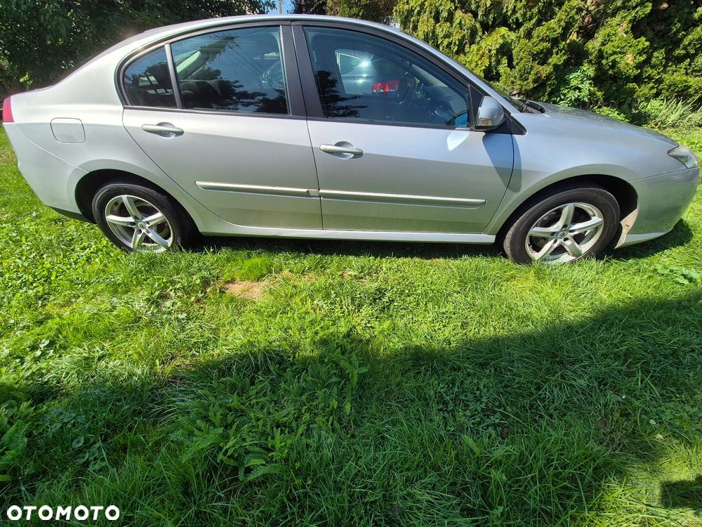 Renault Laguna 2.0 dCi Dynamique - 4