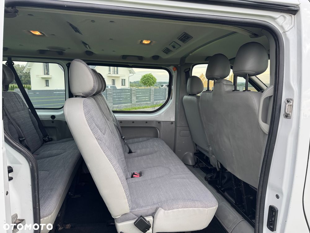 Opel Vivaro Tour Elegance L1H1 - 9