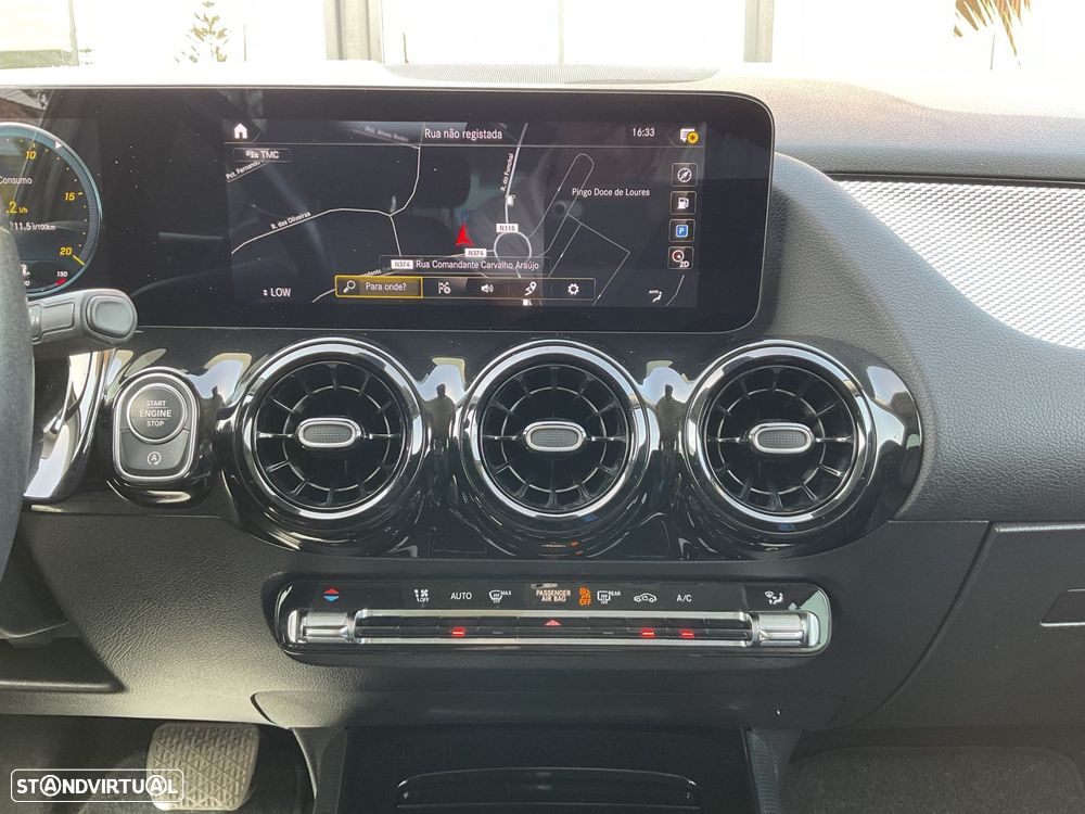 Mercedes-Benz GLA 200 d - 35