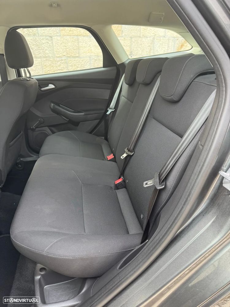 Ford Focus SW 1.0 EcoBoost S&S TREND - 13