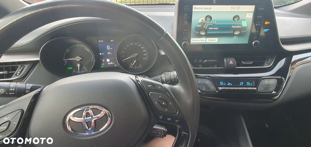 Toyota C-HR - 14