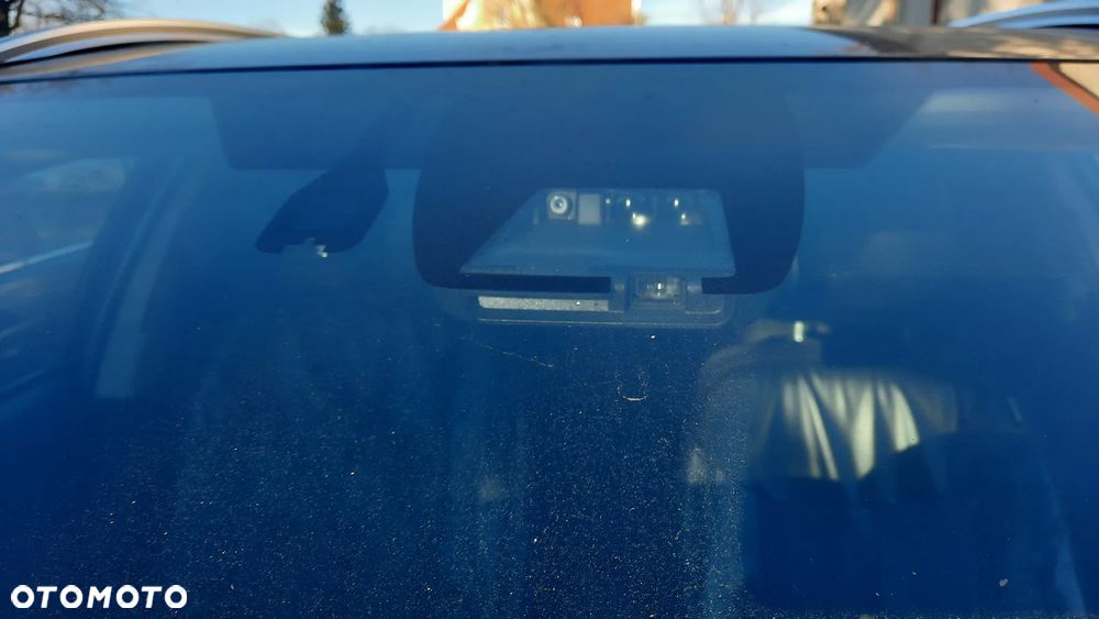 Toyota Auris 1.8 HSD Prestige NAVI - 2