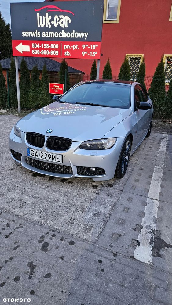 BMW Seria 3 330d - 12