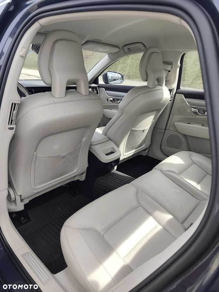 Volvo S90 D4 Momentum - 13