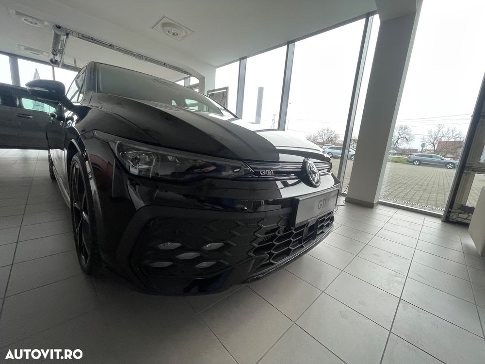 Volkswagen Golf - 35