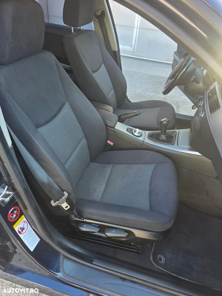 BMW Seria 3 320d Touring - 7