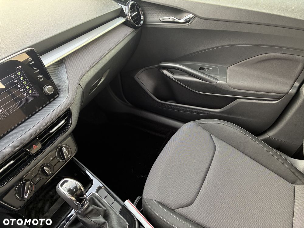 Skoda Fabia 1.0 TSI Selection DSG - 19