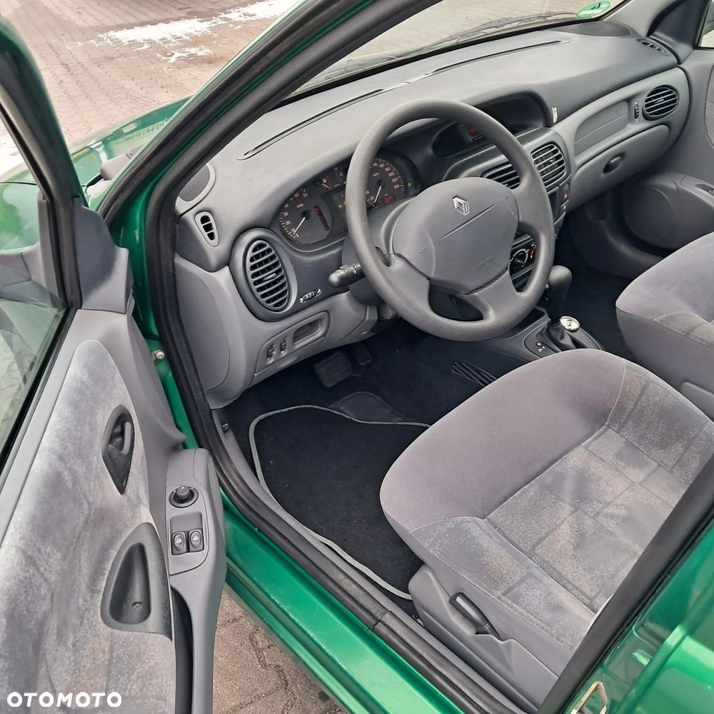 Renault Megane - 7