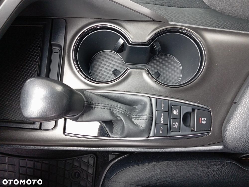 Toyota Camry 2.5 Hybrid Comfort CVT - 17