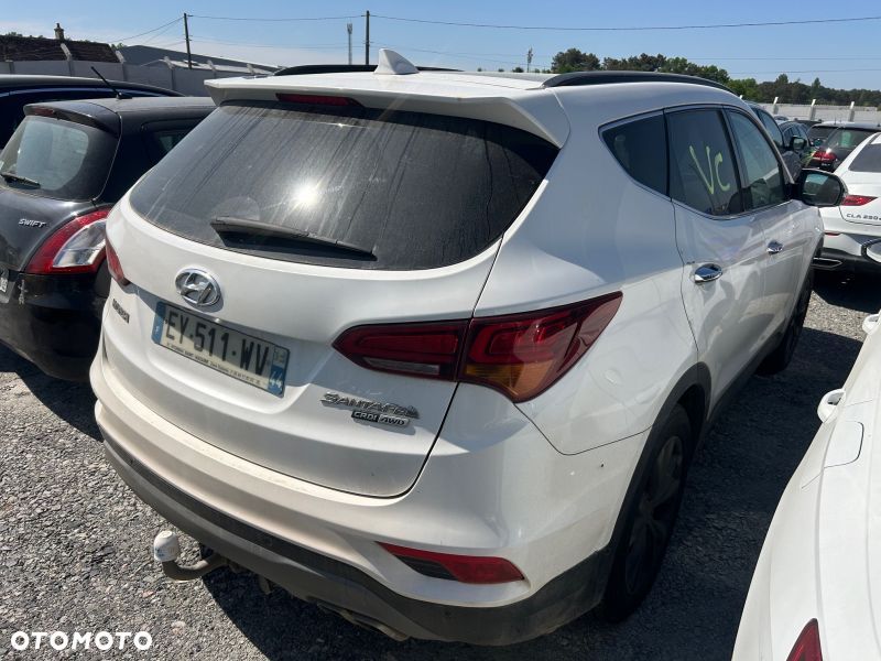 Hyundai Santa Fe - 4