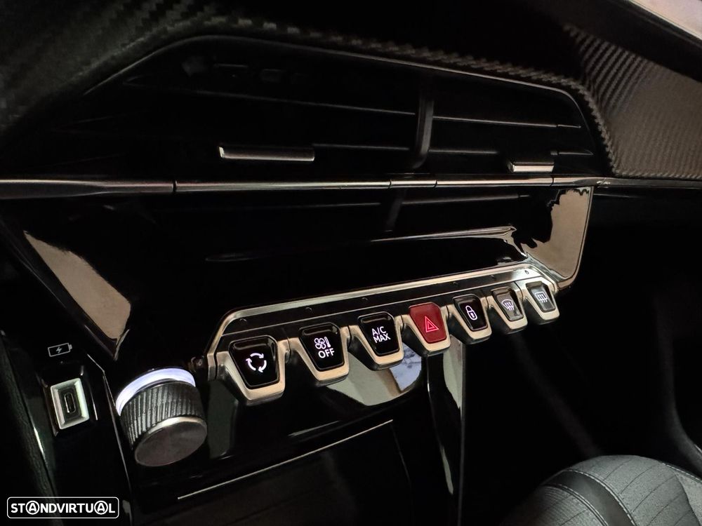 Peugeot 208 1.2 PureTech Allure Pack - 17