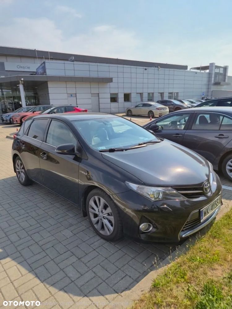 Toyota Auris - 1